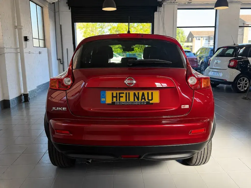Usado Nissan Juke Tekna 117 HP (86 kW) 2011 Vermelho SUV