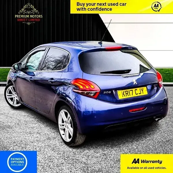 Used Peugeot 208 GT-line 100 HP (73 kW) 2017 Blue Hatchback