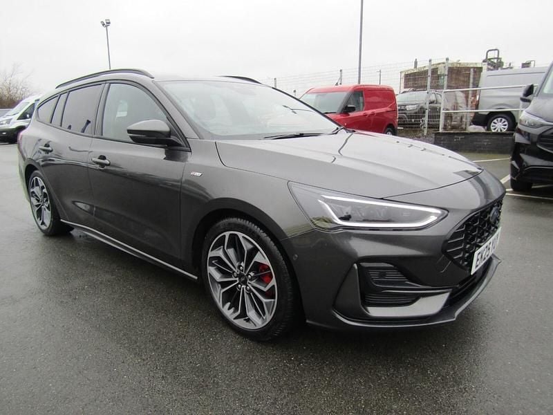 Used Ford Focus ST-Line X 2025 Magnetic grey Estate
