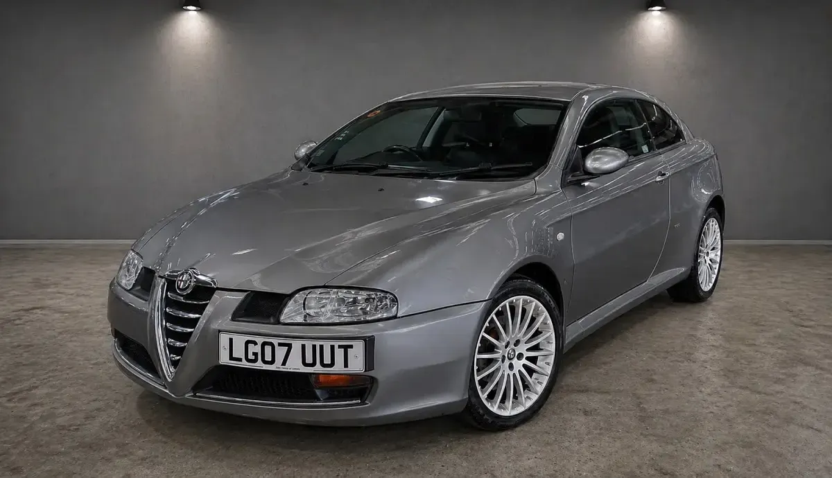 Used Alfa Romeo GT Lusso 165 HP (121 kW) 2007 Grey Coupe