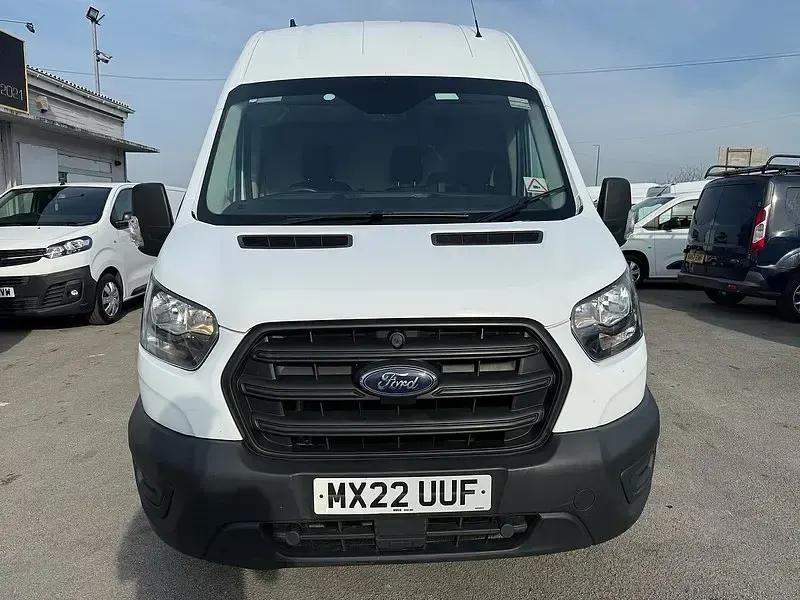 Usado Ford Transit 130 HP (95 kW) 2022 Branco Van