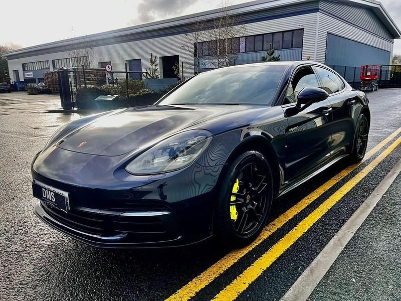 Used Porsche Panamera 462 HP (339 kW) 2017 Blue Hatchback