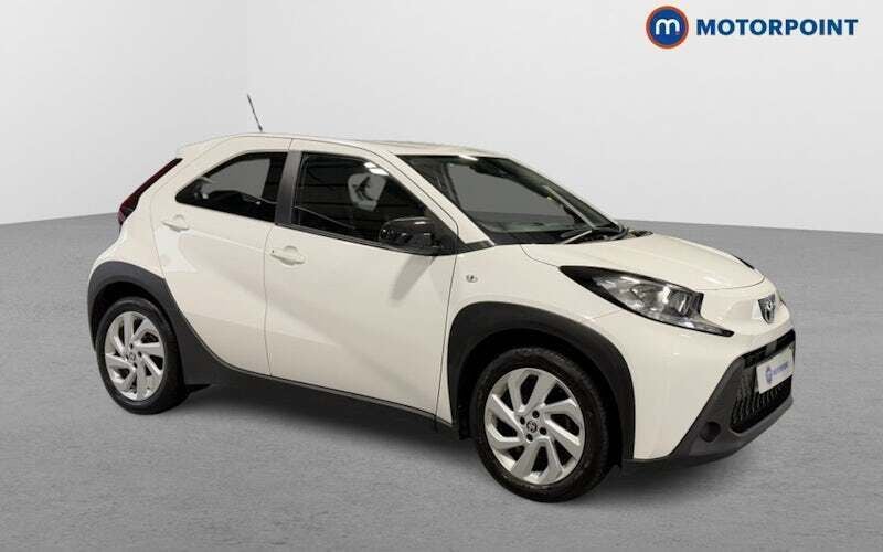 Used 2024 Toyota Aygo PURE Hatchback | £10,999 (Good price) - Image 1/4