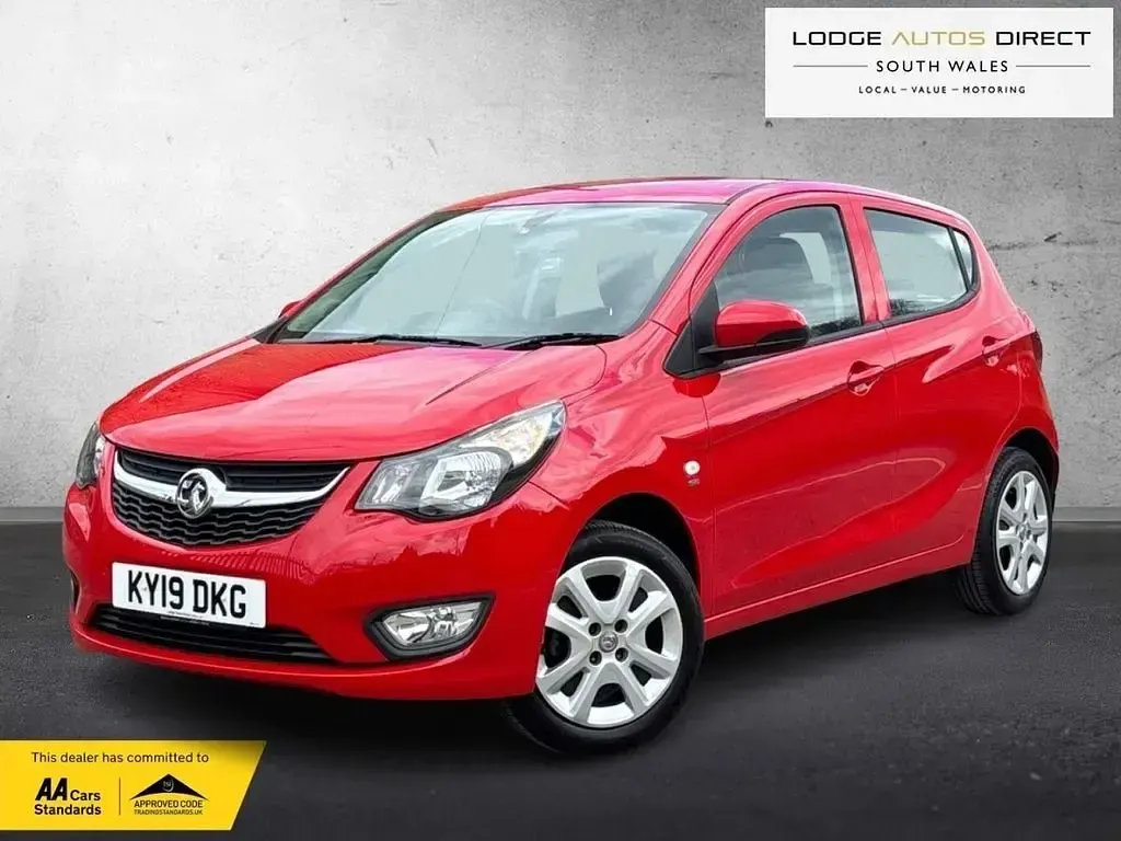 Second-hand Vauxhall Viva 73 CP (53 kW) 2019 Roșu Hatchback