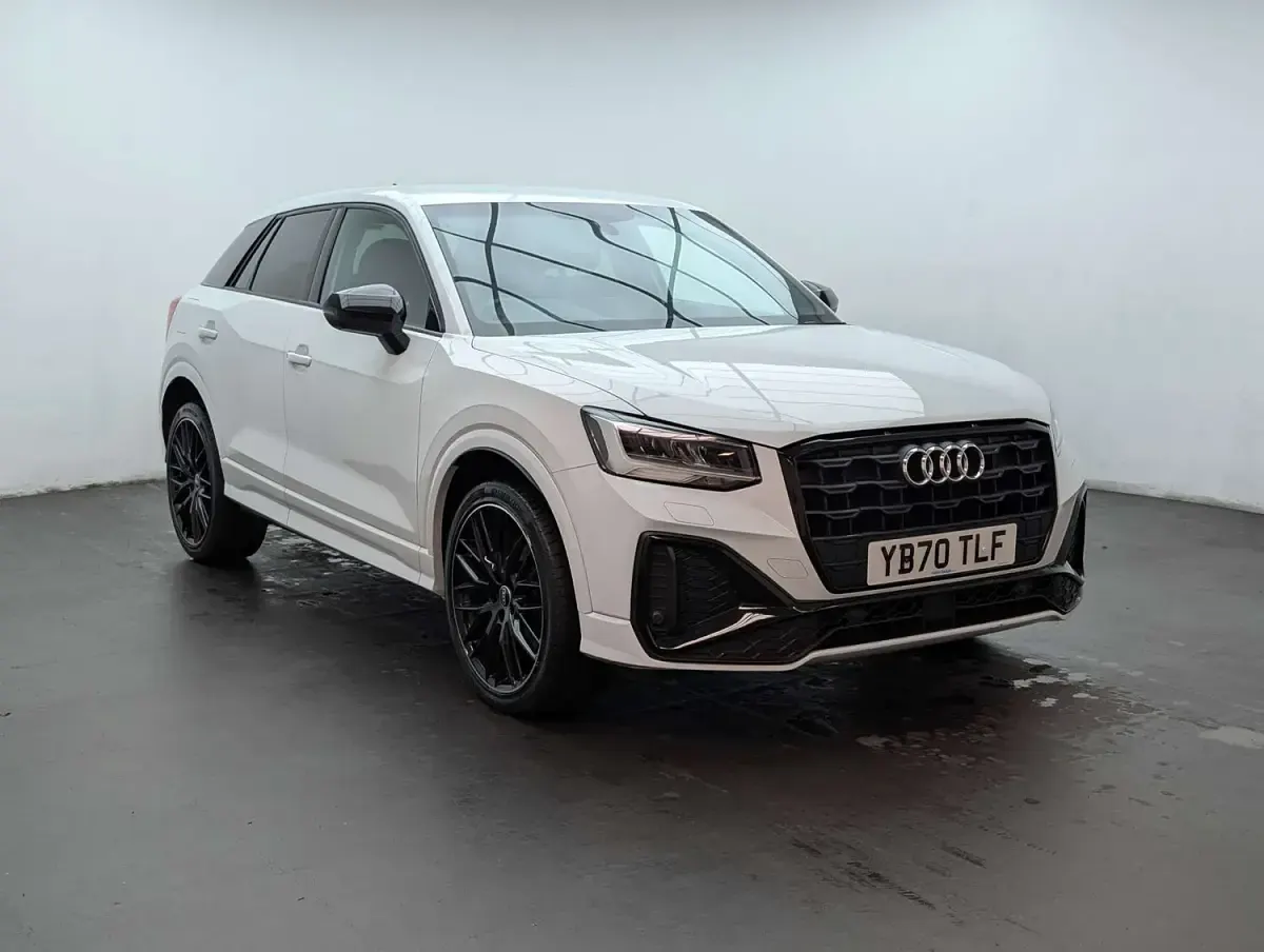 Used Audi Q2 Black Edition 150 HP (110 kW) 2020 White SUV