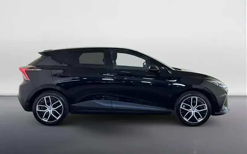 Used MG MG4 EV Trophy 180 kW (245 HP) 2024 Black Hatchback