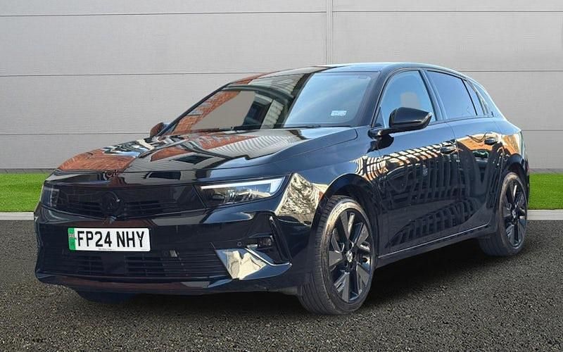 Second-hand Vauxhall Astra 114 kW (156 CP) 2025 Hatchback