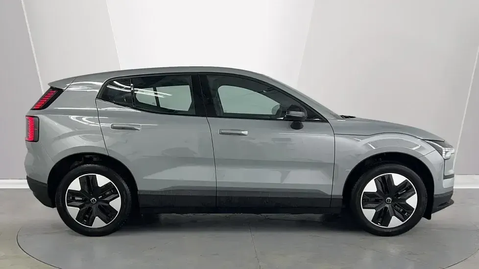 Used Volvo EX30 Core 200 kW (272 HP) 2025 Grey SUV