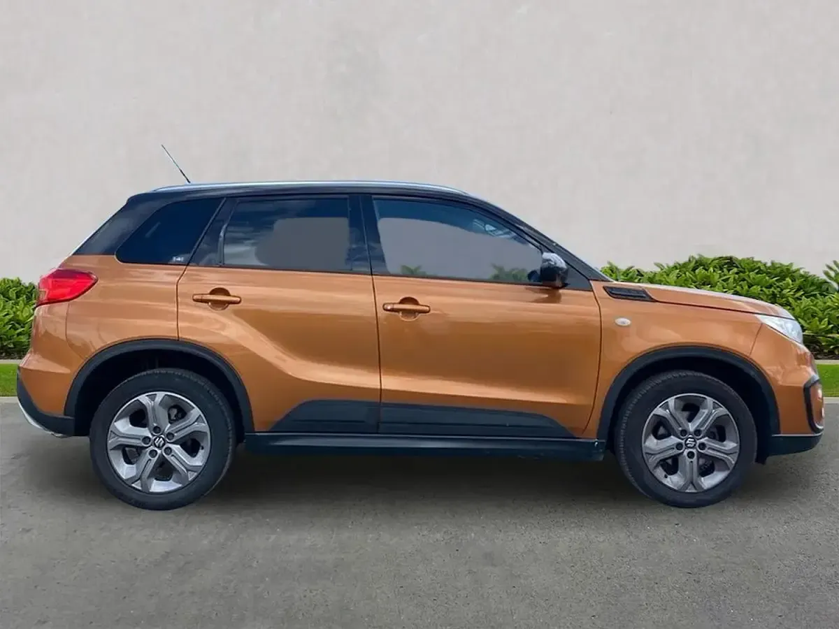 Used Suzuki Vitara SZ-T 120 HP (88 kW) 2016 Orange SUV