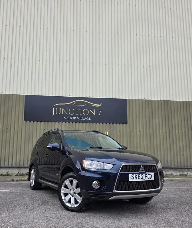 Usado Mitsubishi Outlander 150 HP (110 kW) 2012 Azul SUV