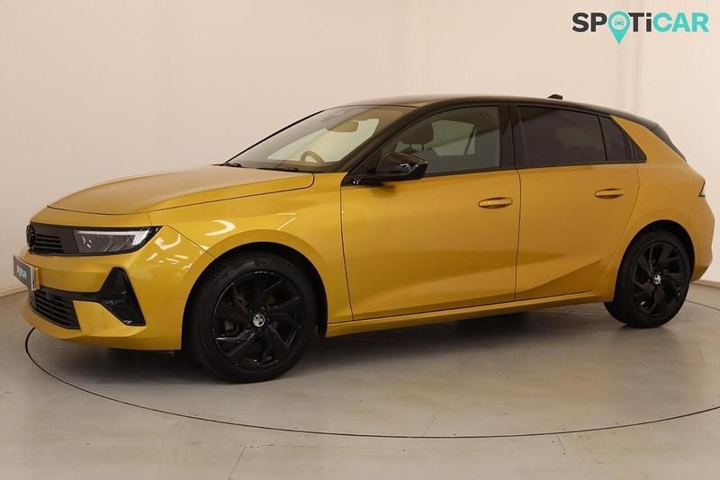 Used Vauxhall Astra S 128 HP (94 kW) 2024 Yellow Hatchback