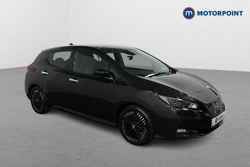 Black Used 2024 Nissan Leaf Tekna Hatchback | £13,799 (A bit pricey) - Image 1/4