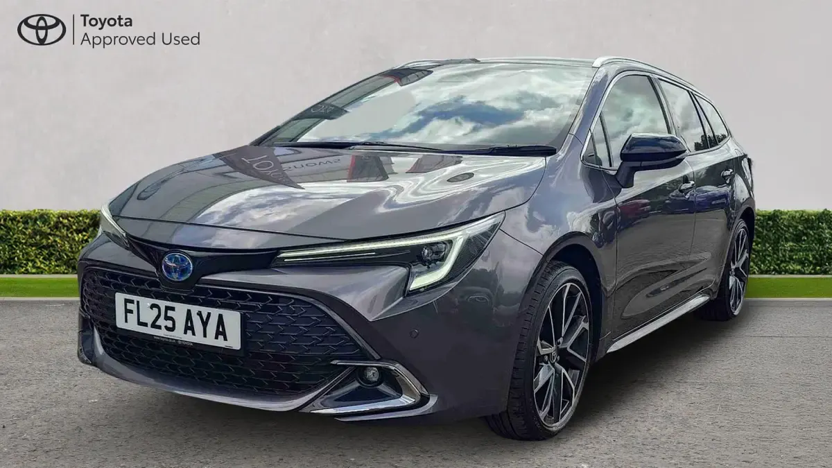 Used Toyota Corolla 196 HP (144 kW) 2025 Grey Estate
