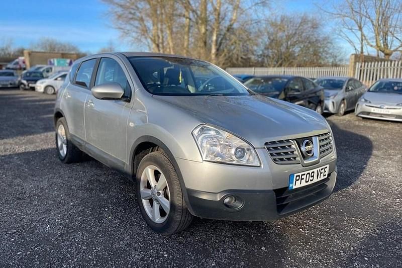 Used Nissan Qashqai Acenta 110 HP (80 kW) 2009 Silver SUV