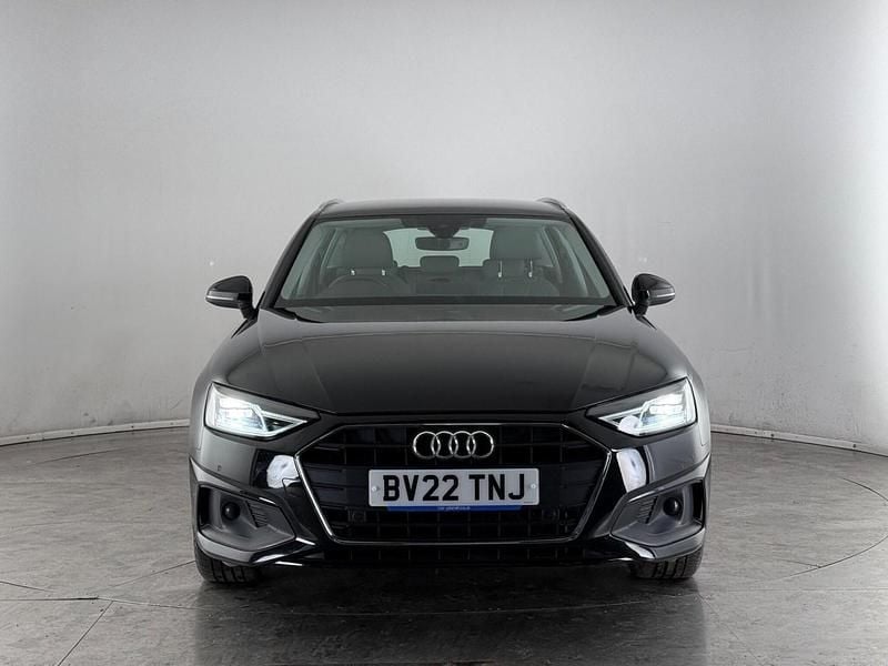 Used Audi A4 Comfort 190 HP (139 kW) 2021 Black Estate