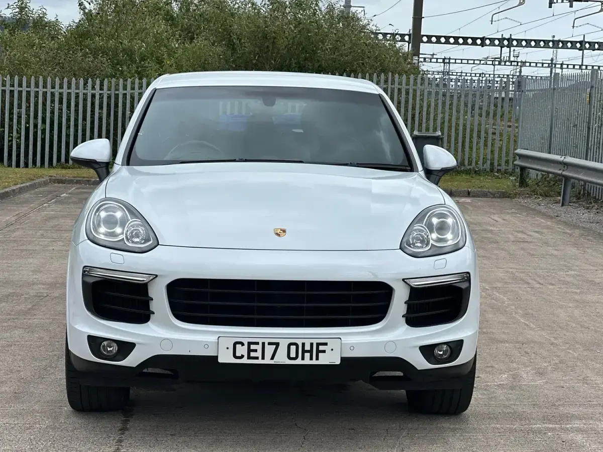 Used Porsche Cayenne Platinum Edition 2017 White SUV