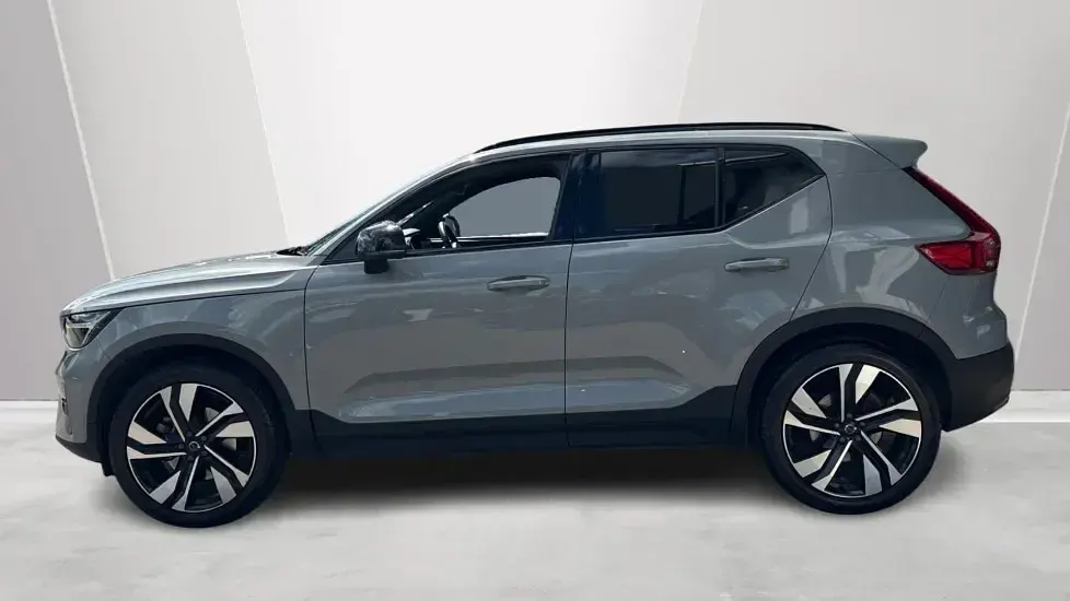 Used Volvo XC40 Plus 194 HP (142 kW) 2025 Grey SUV