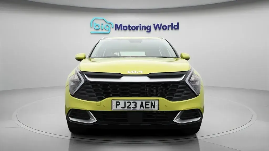Usado Kia Sportage 148 HP (108 kW) 2023 Amarelo SUV