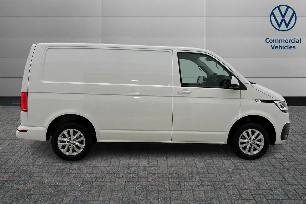 Usado VW Transporter Highline 2023 Branco Van