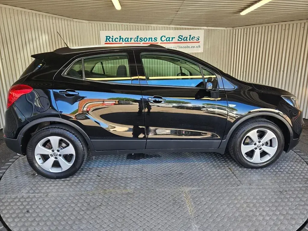 Used Vauxhall Mokka X Design Edition 140 HP (102 kW) 2019 Black SUV