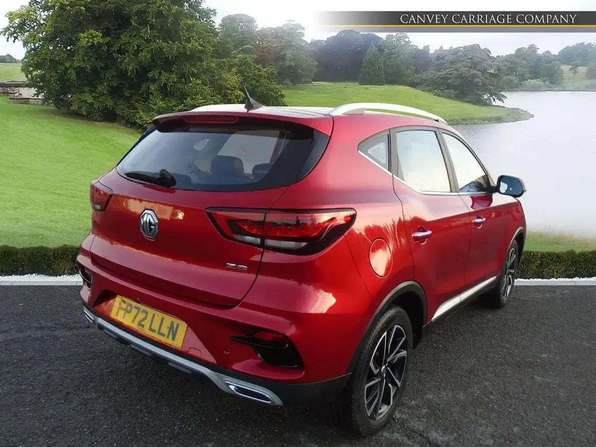 Used MG ZS Exclusive 106 HP (77 kW) 2022 Red Hatchback