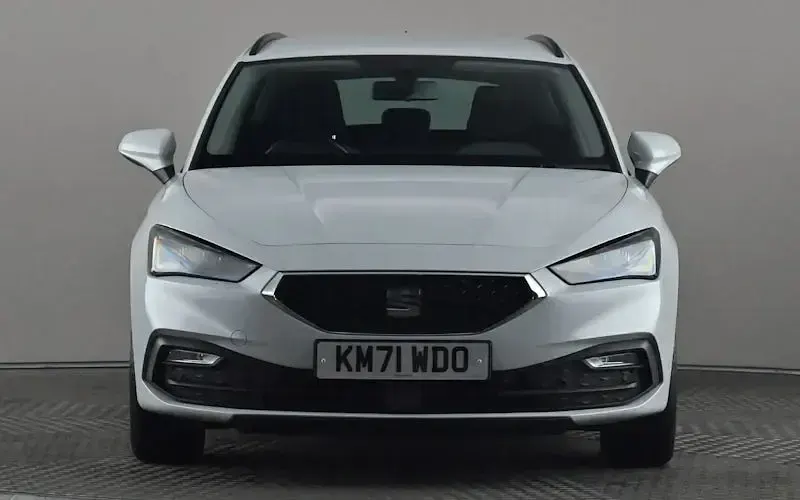Used Seat Leon SE Dynamic 116 HP (85 kW) 2022 White Estate