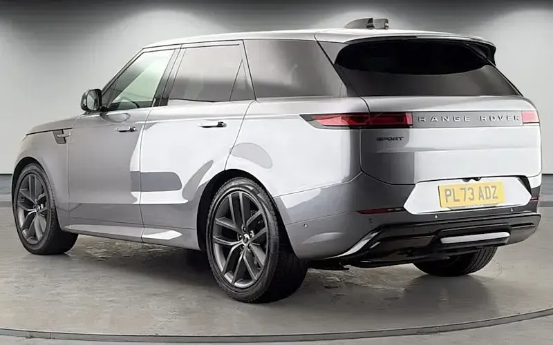 Usado Land Rover Range Rover Sport SE Dynamic 300 HP (220 kW) 2025 SUV