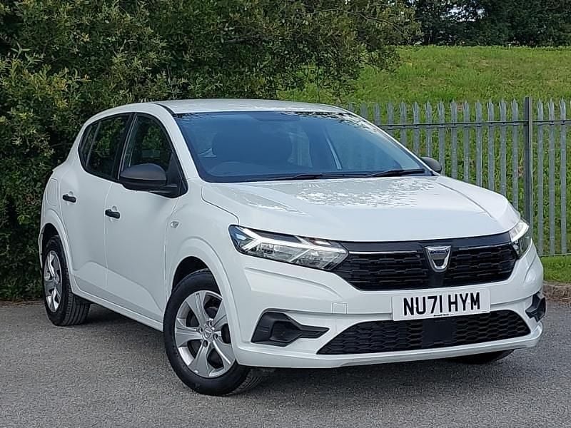 White Used 2021 Dacia Sandero Essentiel Hatchback | £9,998 (Fair price) - Image 1/4