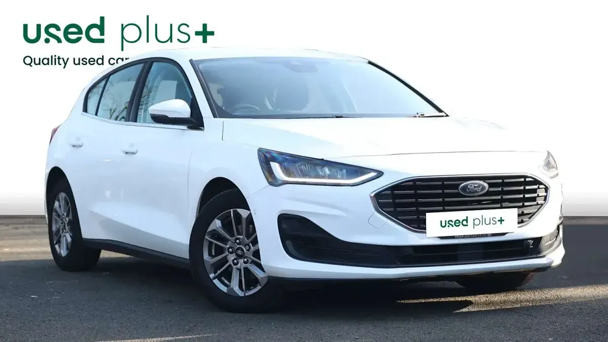 Used Ford Focus Titanium 2023 White Hatchback