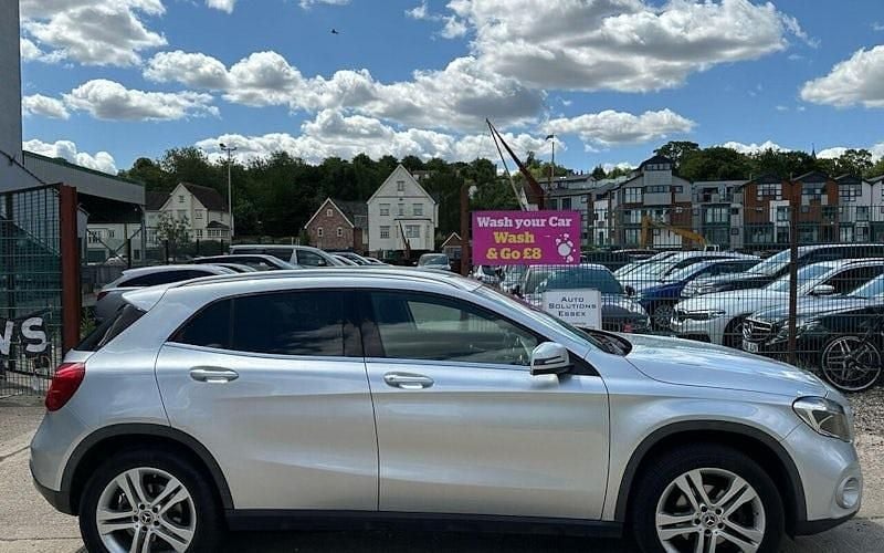 Used Mercedes GLA200 156 HP (114 kW) 2019 SUV