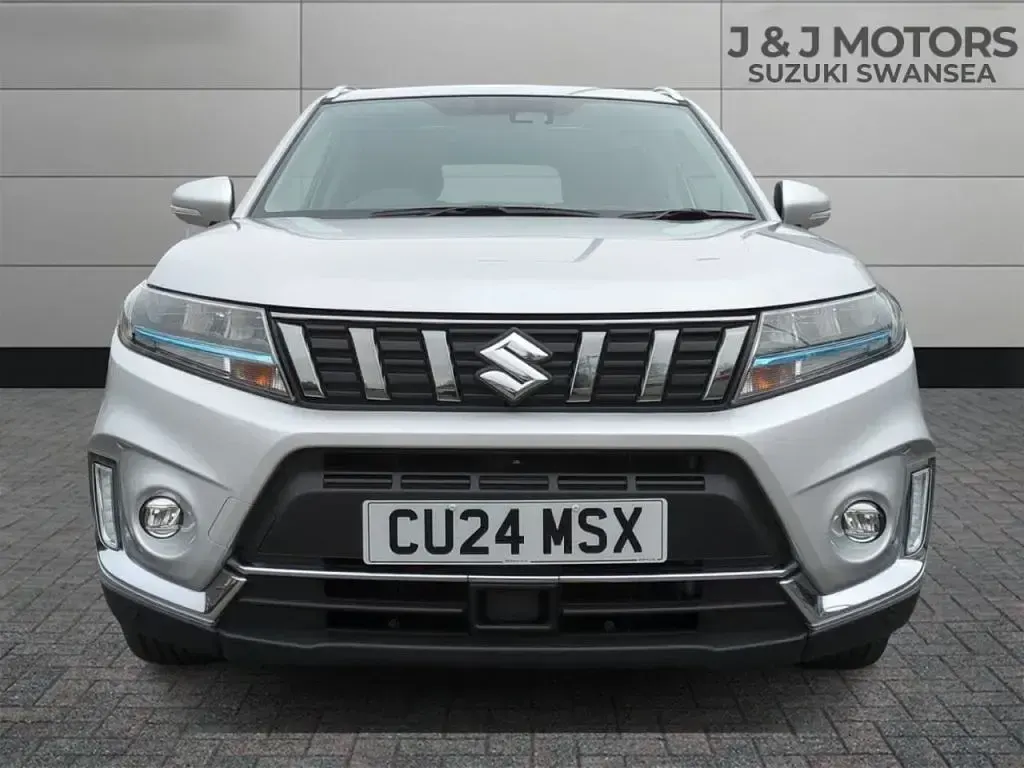 Used Suzuki Vitara SZ5 116 HP (85 kW) 2024 Silver SUV
