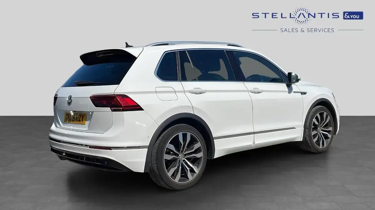 Usado VW Tiguan R-line 148 HP (108 kW) 2019 Branco SUV