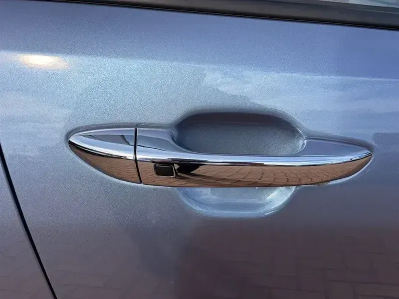 Nuevo Hyundai i10 Premium 79 CV (58 kW) 2026 Azul Utilitario