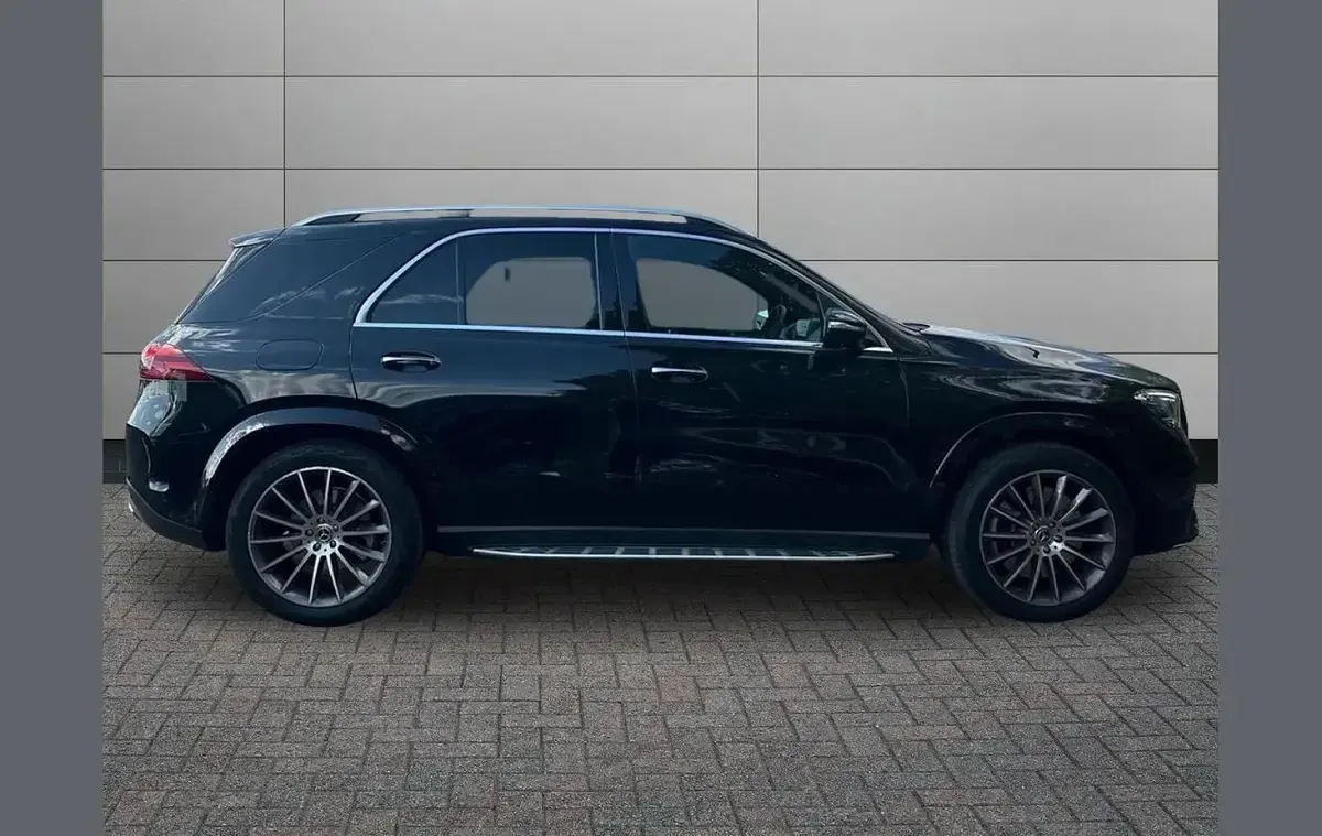 Used Mercedes GLE450 AMG AMG line 362 HP (266 kW) 2026 Black SUV