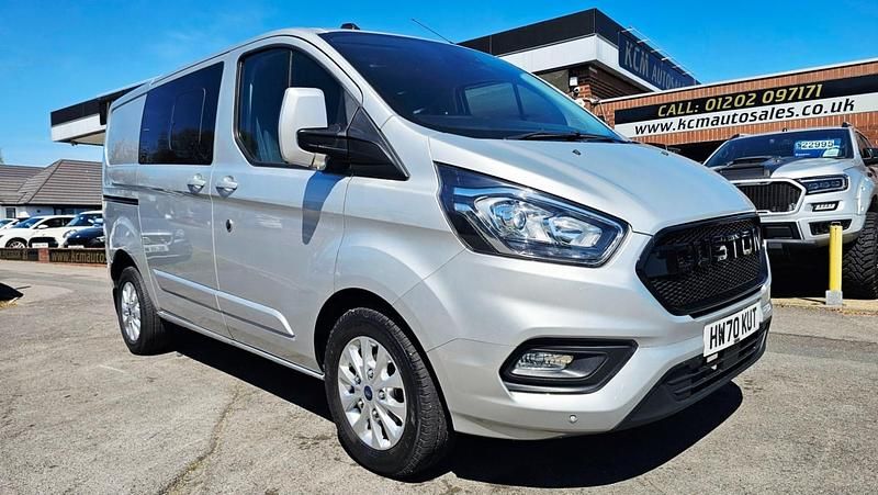 Begagnad Ford Transit Custom Limited 130 HK (95 kW) 2020 Silver Van