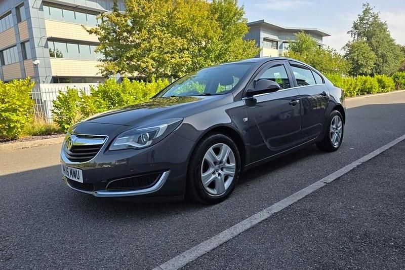 Used 2016 Vauxhall Insignia Design Edition Hatchback | £3,495 (Good price) - Image 1/1