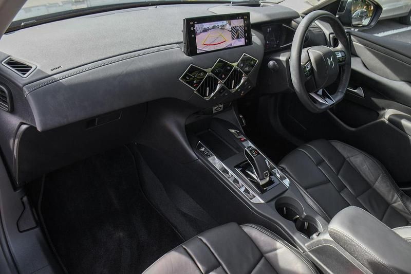 Used DS Automobiles DS3 Opera 129 HP (94 kW) 2024 Grey