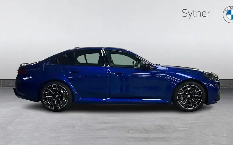New BMW M5 727 HP (534 kW) 2026 Sedan