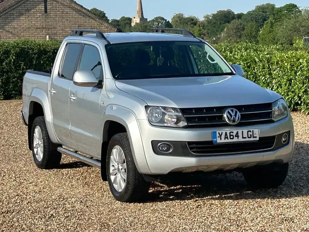 Used VW Amarok Highline 180 HP (132 kW) 2015 Silver Pickup