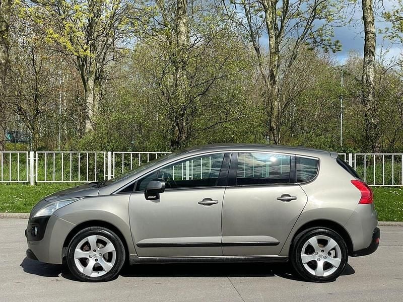 Begagnad Peugeot 3008 Active 112 HK (82 kW) 2012 Grå Kombi