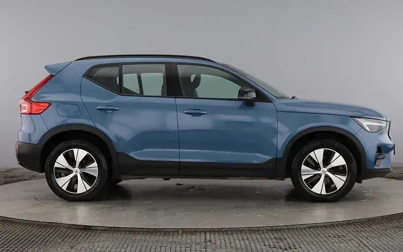 Usado Volvo XC40 Plus 211 HP (155 kW) 2023 SUV