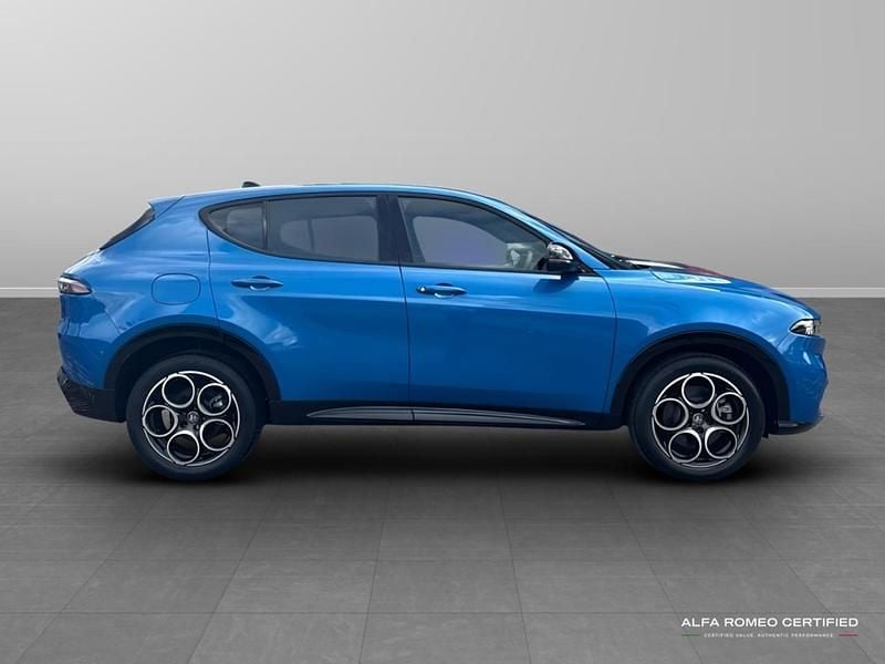 Blue Used 2024 Alfa Romeo Tonale Sprint SUV | £25,995 - Image 1/4