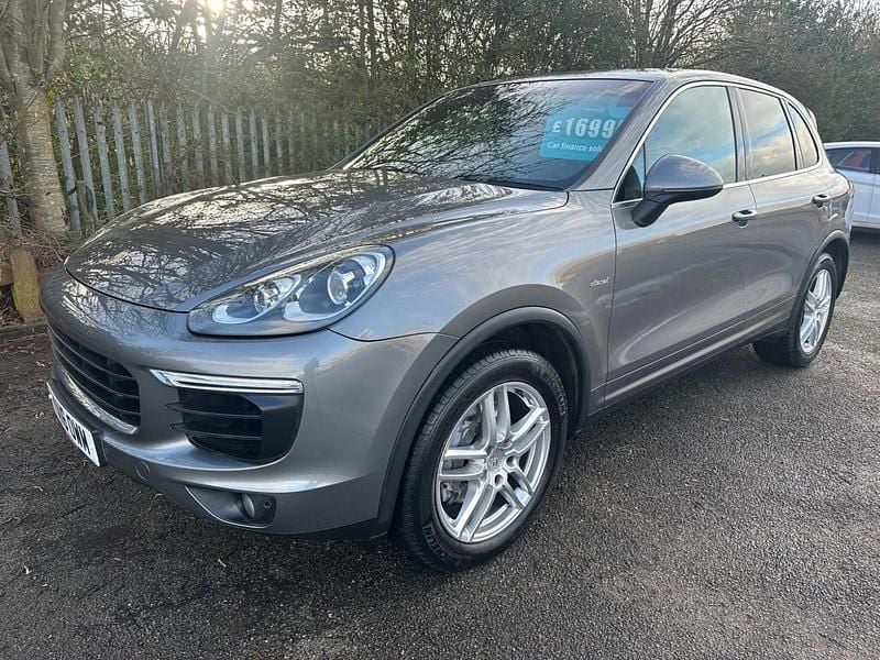 Used Porsche Cayenne 262 HP (192 kW) 2016 Grey SUV