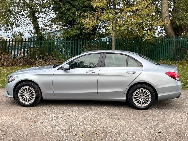 Used Mercedes C220 Executive 170 HP (125 kW) 2015 Silver Sedan
