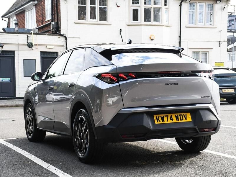 Grey Used 2024 Peugeot 3008 GT SUV | £28,896 - Image 1/4