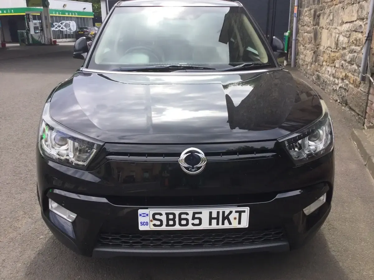 Used SsangYong Tivoli 128 HP (94 kW) 2015 Black SUV