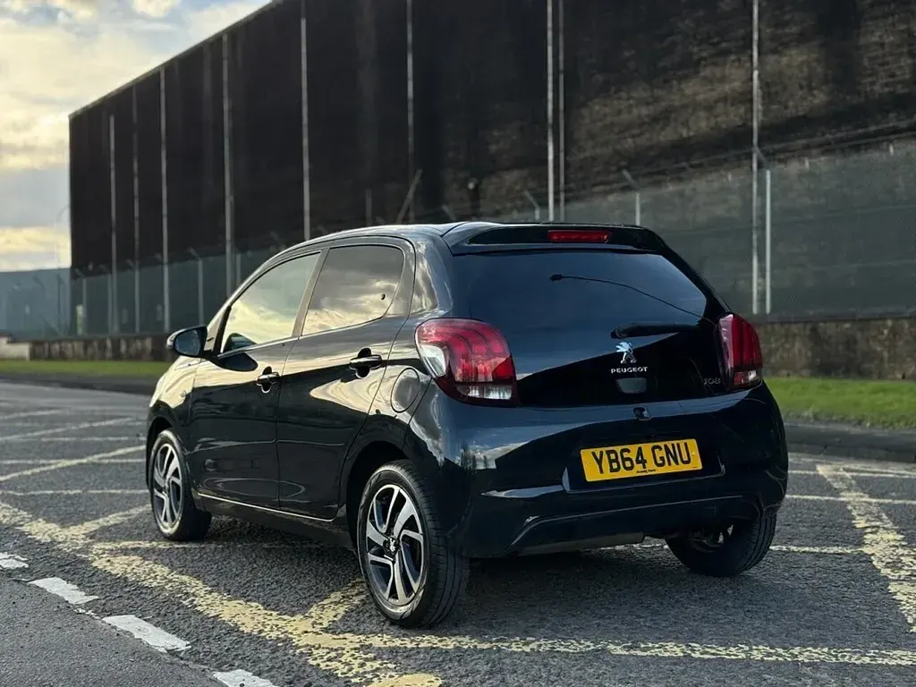 Used Peugeot 108 Allure 82 HP (60 kW) 2014 Black Hatchback
