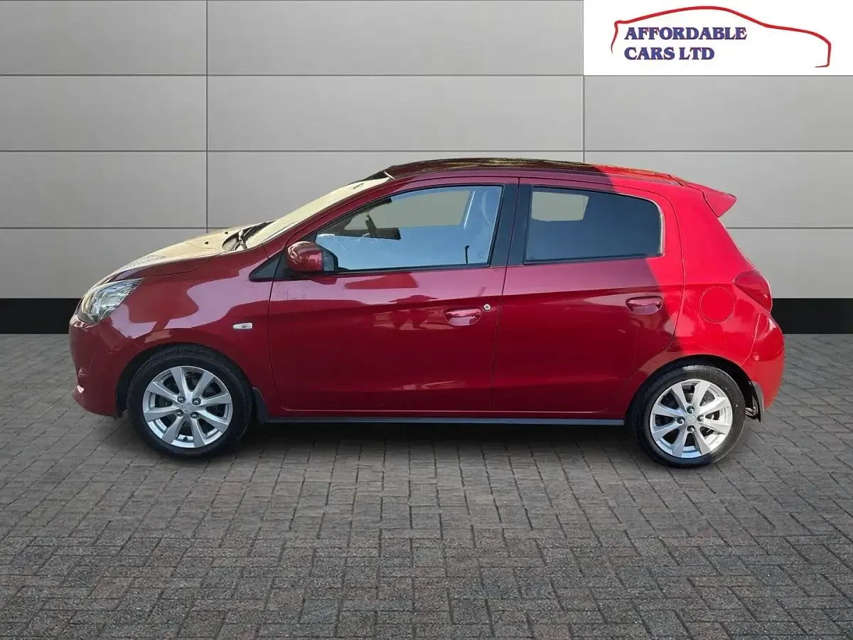 Used Mitsubishi Mirage 2014 Red Hatchback