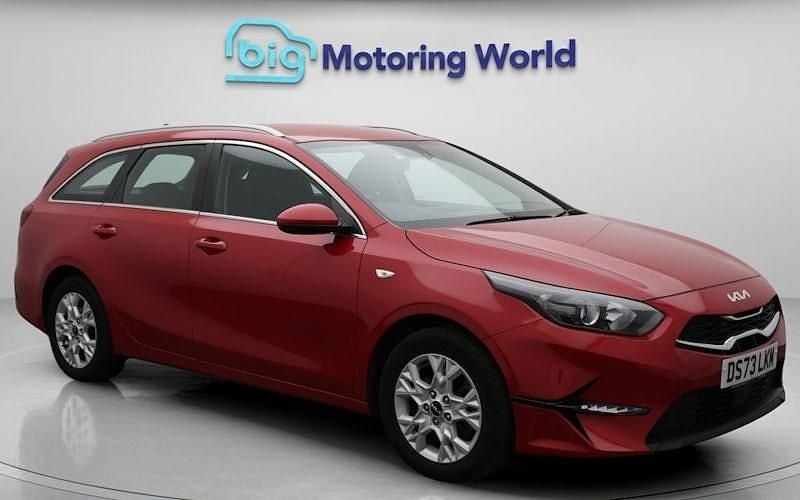 Used 2023 Kia Ceed Sportswagon Estate | £16,300 (Fair price) - Image 1/4