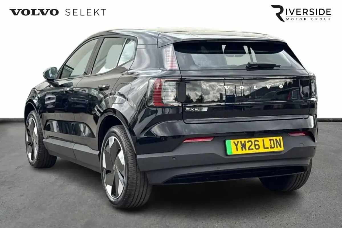 New Volvo EX30 Plus 200 kW (272 HP) 2026 Crystal white SUV